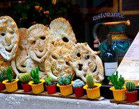 7105_Happy Bread